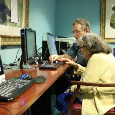 Bridging the Gap—Computer Lessons with the Savvy Seniors of Stein
