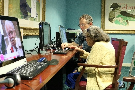 Bridging the Gap—Computer Lessons with the Savvy Seniors of Stein