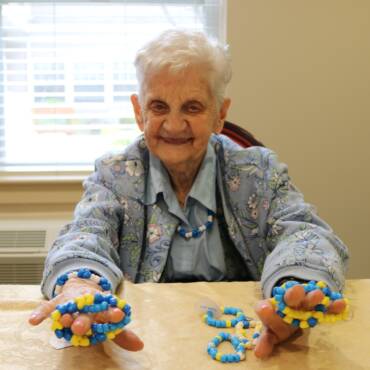 Stein Assisted Living Resident Vivian Goldstein, 93, Raises over $1,000 Beading for Ukraine