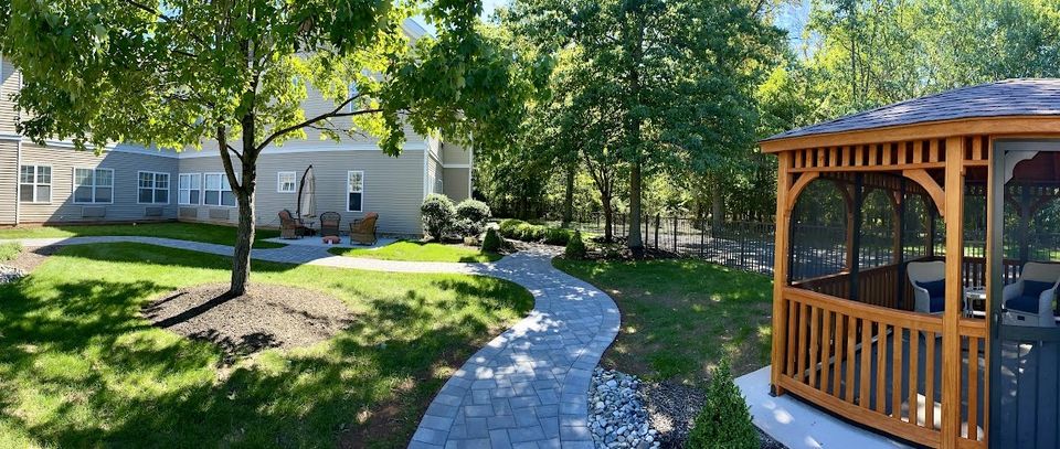 Transitional Courtyard