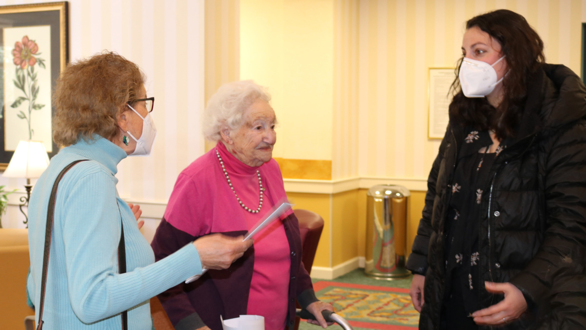 Yom Hashoah Commemorated at Stein Assisted Living