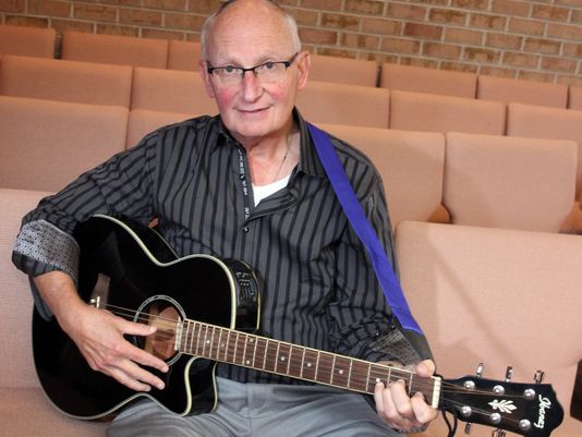 Singing Rabbi Joins Stein Hospice